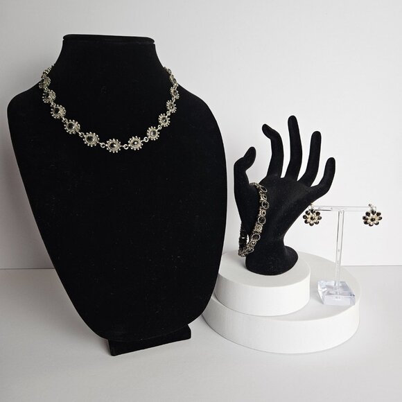 Silver Tone Necklace, Earring, Bracelet Jewelry Set Western Style w/ Black Stone - Picture 7 of 8